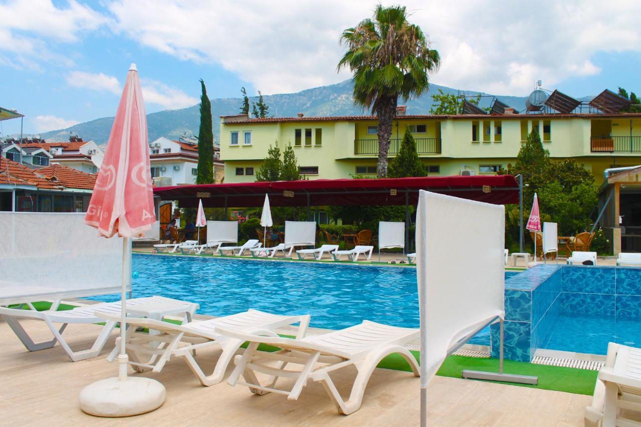 Carmina Hotel Ovacık Zewnętrze zdjęcie